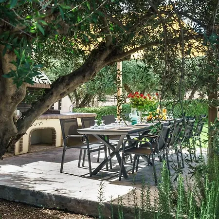 Villa Anna With Private Pool, Play Area & Bbq, 5Km From The Beach Villa *