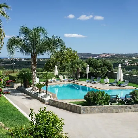 Villa Anna With Private Pool, Play Area & Bbq, 5Km From The Beach