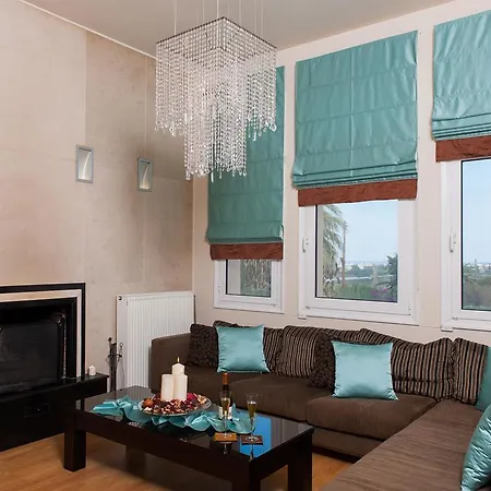Villa Anna With Private Pool, Play Area & Bbq, 5Km From The Beach Asterion