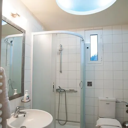 וילה Anna With Private Pool, Play Area & Bbq, 5km From The *